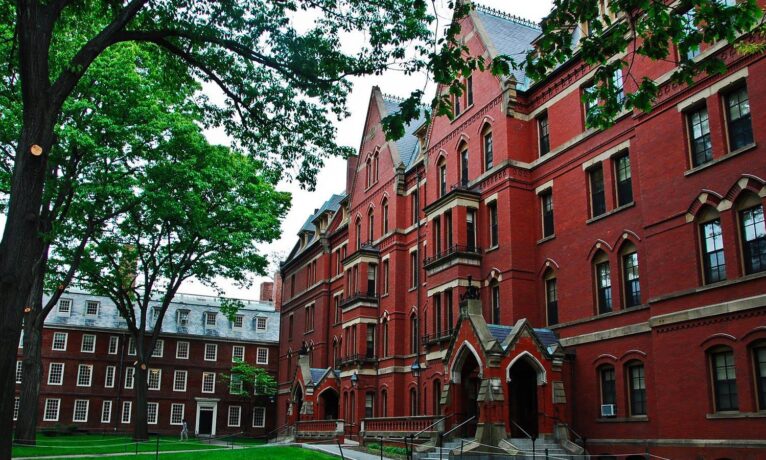 Harvard, ifade özgürlüğünde “berbat” notu aldı