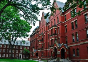 Harvard, ifade özgürlüğünde “berbat” notu aldı