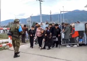 Dağlık Karabağ’da ayrılıkçı liderler: 120 bin Ermeni bölgeden Ermenistan’a göçecek