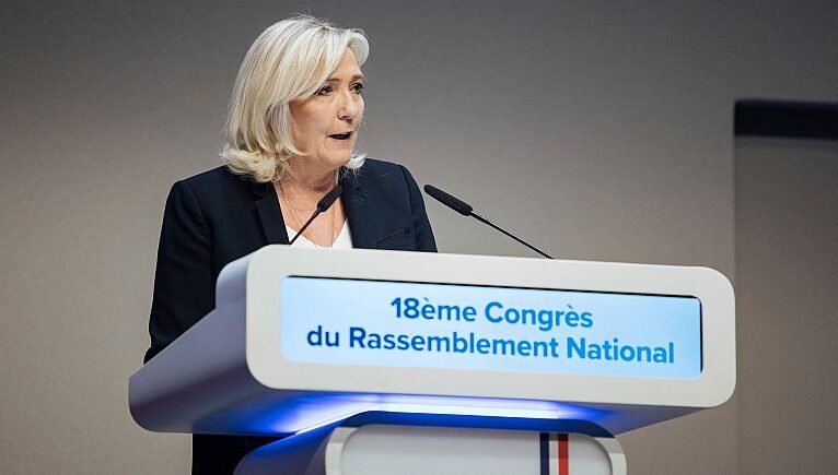 Marine Le Pen: “2027 cumhurbaşkanlığı seçimlerinde partimin doğal adayıyım”