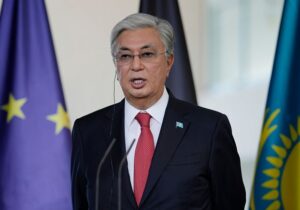 Kazakistan Cumhurbaşkanı: “Rusya’nın yaptırımları delmesine yardımcı olmayacağız”