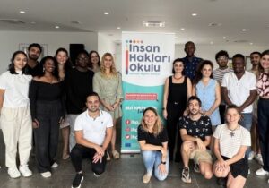 İnsan Hakları Okulu ikinci mezunlarını verdi