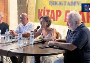 Milliyetçi ve aşırı sağ popülizmi kıskacında Kıbrıslı Türkler yolunu arıyor