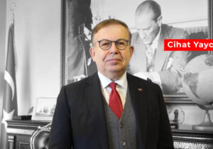 ‘Mavi Vatan’cı emekli Türk amiral Yaycı, ‘şah-mat’ dediği KKTC önerisini açıkladı