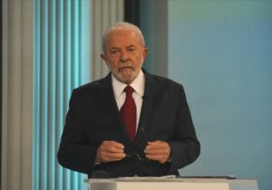 Lula: “Putin’i gelecek yıl G20 Zirvesi’ne davet edeceğiz, gözaltına alınmayacak”