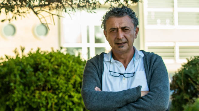 İletişim Dekanı Senih Çavuşoğlu DAÜ’den istifa etti