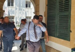 Sahte reçete soruşturması kapsamında bir doktor daha aranıyor