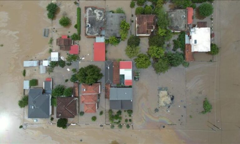 Yunanistan’da sel nedeniyle can kaybı sayısı 10’a çıktı