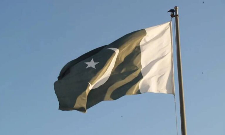 Pakistan: Yasa dışı yabancıların gönderilmesi meselesi pazarlık konusu değil