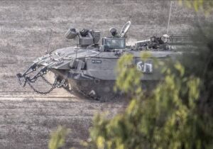 Gazze kent merkezinin yakınlarına kadar giren İsrail askeri araçları geri çekildi