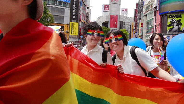Japonya’da yüksek mahkeme, cinsiyet değiştirmede ameliyat zorunluluğu ‘anayasa ihlali’ dedi