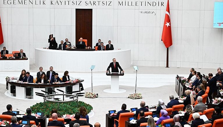 Erdoğan yeni anayasa çağrısı yaptı, AİHM ve AB’yi eleştirdi