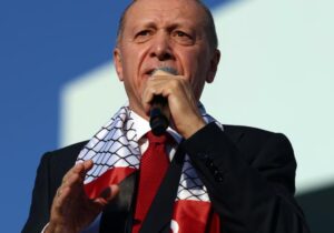 Erdoğan: “İsrail’i savaş suçlusu olarak dünyaya ilan edeceğiz”