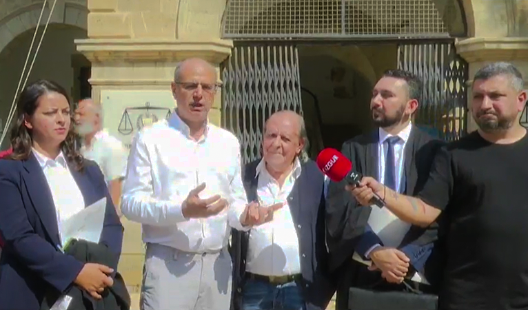 Gazeteci Şener Levent’e Türkiye’de hapis, Kıbrıs’ta beraat
