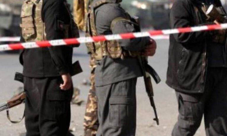 Afganistan’da camiye bombalı saldırı: 17 ölü