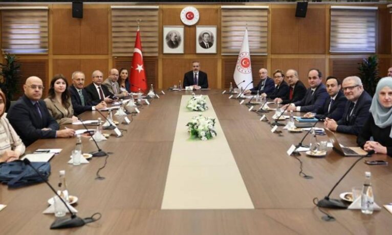 Hakan Fidan: “İsrail ve Filistin için Türkiye’nin önerisi, iki devletli çözüm ve garantörlük”