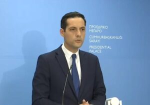 Letymiotis: “Hükümet Pile krizini fırsata çevirmeyi başardı”