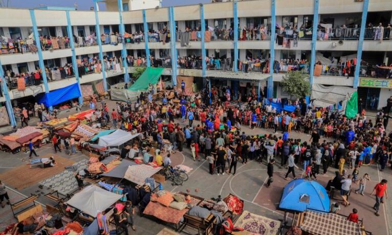 Gazzeli çocukları savaşın travmalarından uzaklaştırmak için “psikolojik rahatlama” seansları yapılıyor