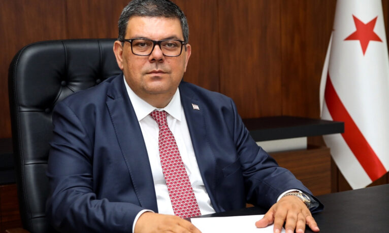 Berova: “Ocak ayında maaşlara yüzde 48.5 buçuk oranında hayat pahalılığı uygulanacak”