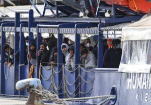 Avrupa Komisyonu’ndan insan kaçakçılarını caydırıcı yaptırım önerisi