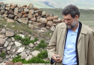 Osman Kavala: “Bir gün serbest kalacağıma inanıyorum”
