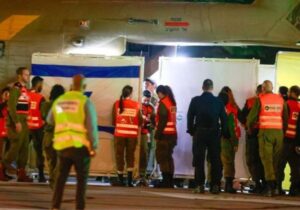 İsrail, 10 rehineye karşı 30 Filistinliyi serbest bıraktı; ateşkesin sonu yaklaşırken ABD, Tel Aviv’e uyarılarda bulundu