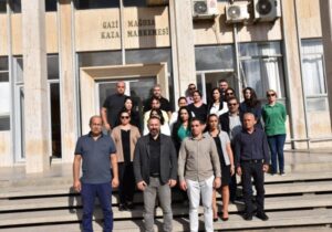 KTAMS mahkemelerdeki personel eksikliğine dikkat çekmek için eylem yaptı