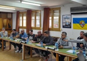 Barselona liman işçileri İsrail’e silah götüren gemileri engelleyeceklerini ilan etti