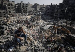 Hamas: İngiltere, Gazze üzerinde gözetleme uçuşu yapması halinde İsrail’in suçlarına ortak olacaktır