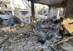 İsrail’in saldırıları altındaki Gazze’de öldürülen BM çalışanı sayısı 142’ye ulaştı