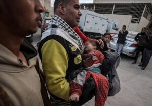 BM Filistin Raportörü: Srebrenitsa ve Ruanda gibi Gazze’deki soykırım da dünyanın izniyle yapılıyor