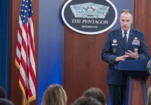 Pentagon: Kızıldeniz’de Husilere karşı kurulan uluslararası güce 20’den fazla ülke katılacak