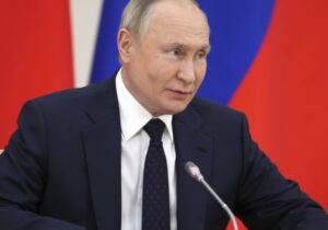 Putin: “Barış ancak Ukrayna’nın silahsızlandırılması ile mümkün”