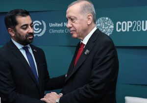 İngiltere Dışişleri Bakanı Cameron, Erdoğan’la görüşen İskoçya Başbakanı Hamza Yusuf’u uyardı