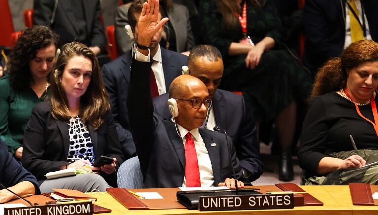 İnsan hakları örgütlerinden Gazze’de ‘insani ateşkes’ önerisini reddeden ABD’ye sert tepki: “ABD, savaş suçlarına ortak olma riskiyle karşı karşıya”