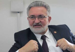 Görevden alınan Benter konuştu: “Göreve başladığımda hesapta para yoktu, şimdi 300 milyon TL var”