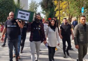 Eylem: “Bakan buyursun bu cenazeyi kaldırsın”