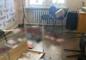 Ukrayna’da yerel meclis üyesi toplantıda el bombaları patlattı: Bir ölü, 26 yaralı