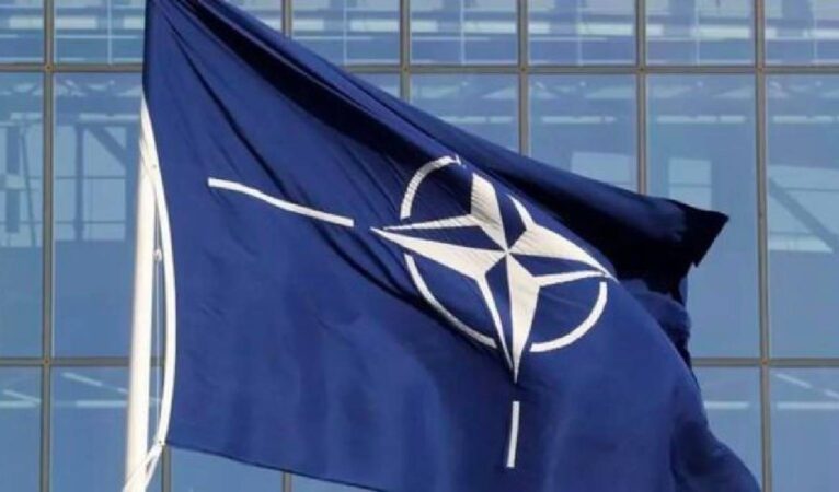 NATO: Ukrayna’ya daha fazla silah vererek Rusya’yı müzakereye ikna edebiliriz