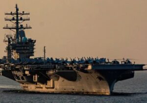 ABD Donanmasına ait helikopterler Kızıldeniz’de üç Husi teknesini batırdı