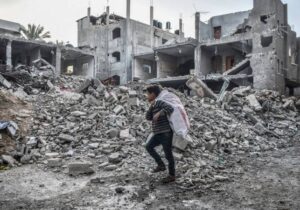 İsrail’in Gazze’ye saldırılarında hayatını kaybeden Filistinlilerin sayısı 25 bine yaklaştı