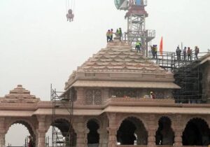 Hindistan Başbakanı Modi, Hindular tarafından yıkılan Babür Camisi’nin yerine yapılan tapınağı açacak