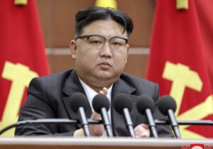 Kim: ABD savaşı kaçınılmaz hale getiriyor, 2024’te daha fazla ‘casus uydu’ fırlatacağız