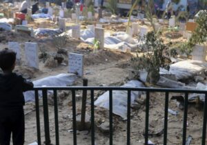 ABD, İsrail’e destek için Akdeniz’e gönderdiği savaş gemilerini çekme kararı aldı
