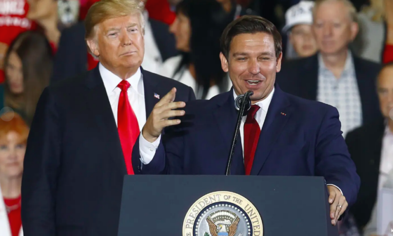 Florida eyaletinin popülist Valisi Ron DeSantis, Trump lehine yarıştan çekildi