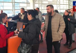 Enver Karakaya’ya Türkiye’ye girerken dava şoku