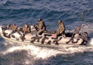 Kızıldeniz’de özel operasyona katılan iki ABD komandosunun öldüğü açıklandı