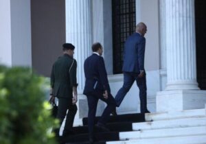 Yunanistan Savunma Bakanı endişeli: “Erdoğan sonrası ne olacağını bilmiyoruz”