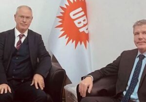 Simosas ile Hasipoğlu UBP Genel Merkezinde bir araya geldi