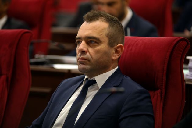 Şahiner’den hükümete sert eleştiri: “Sorunları büyütüyor, üreticiyi borçlandırıyor”